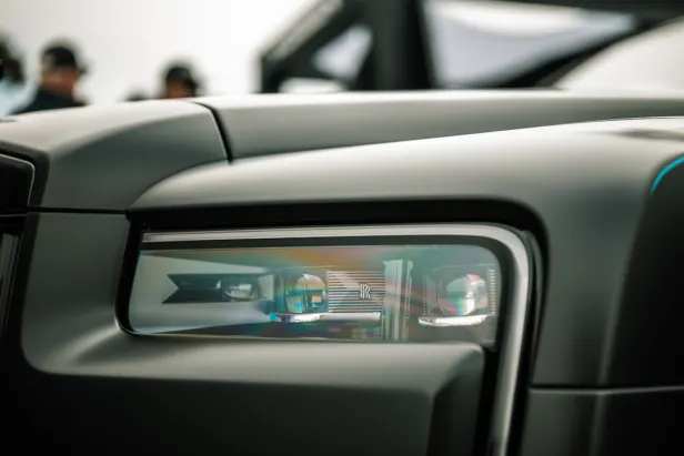 Dazzle Casino Android/iOS App